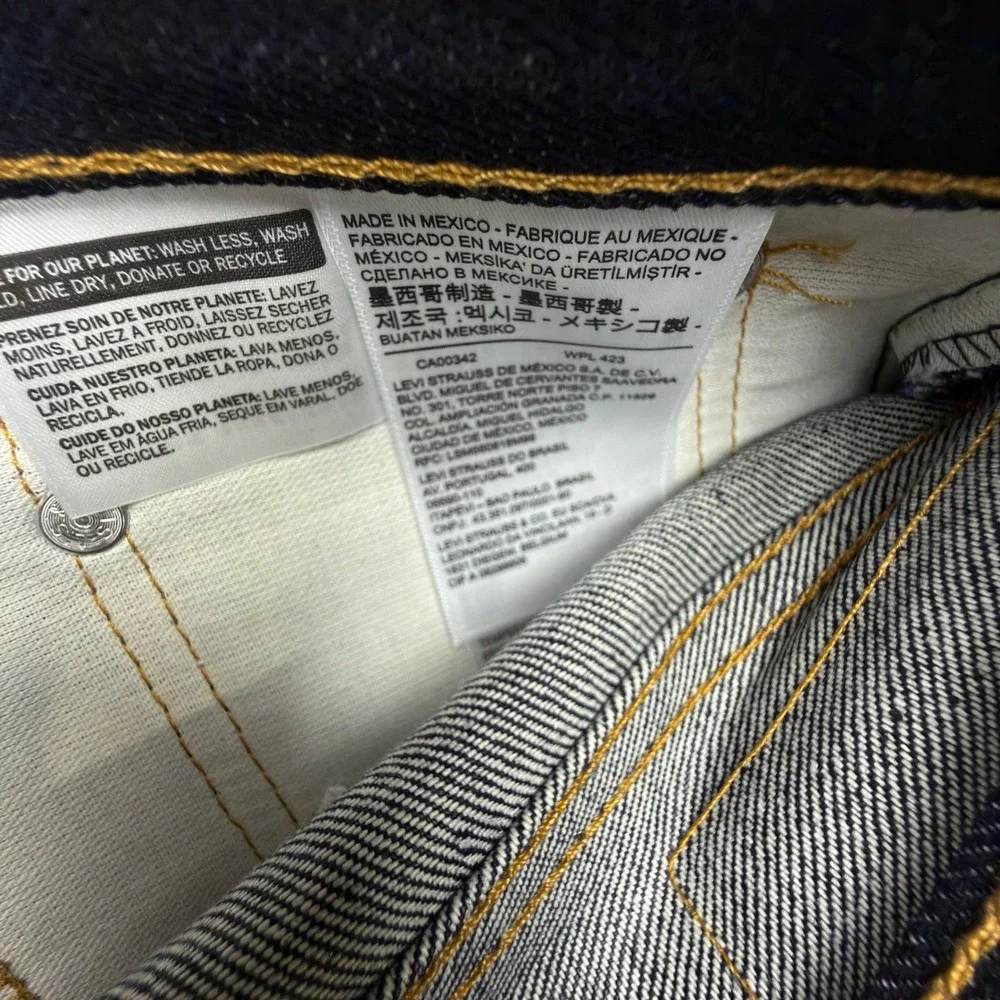 Levis levis 517